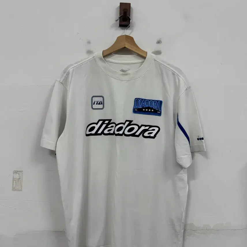 [BUNJANG] Diadora Short Sleeve T-Shirt / (100)디아도라 반팔티