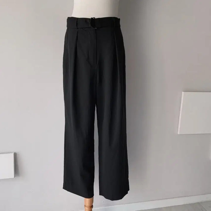 [BUNJANG] Misha Black Trousers Italian Fabric / 26 미샤 블랙 바지 이태리 수입 원단 2021년 생산