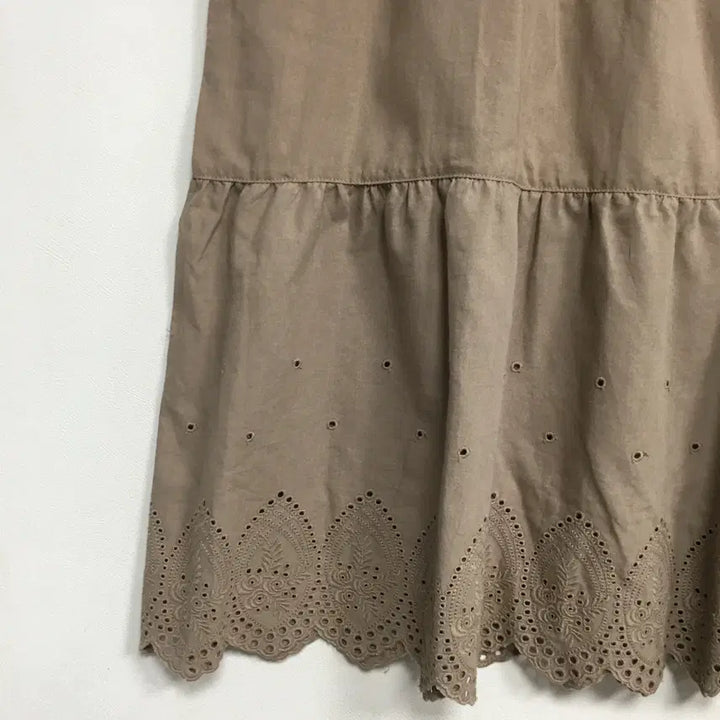 [BUNJANG] ISAE Cotton Flare Lace Dress / ISAE 이새 코튼 플레어 레이스 원피스 10