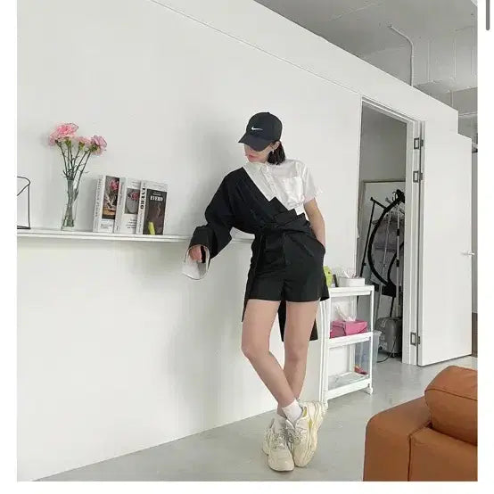 [BUNJANG] Cheonghyeon Original Straight Feather Jumpsuit Black / 청현오리지널 직령깃 점프수트 블랙