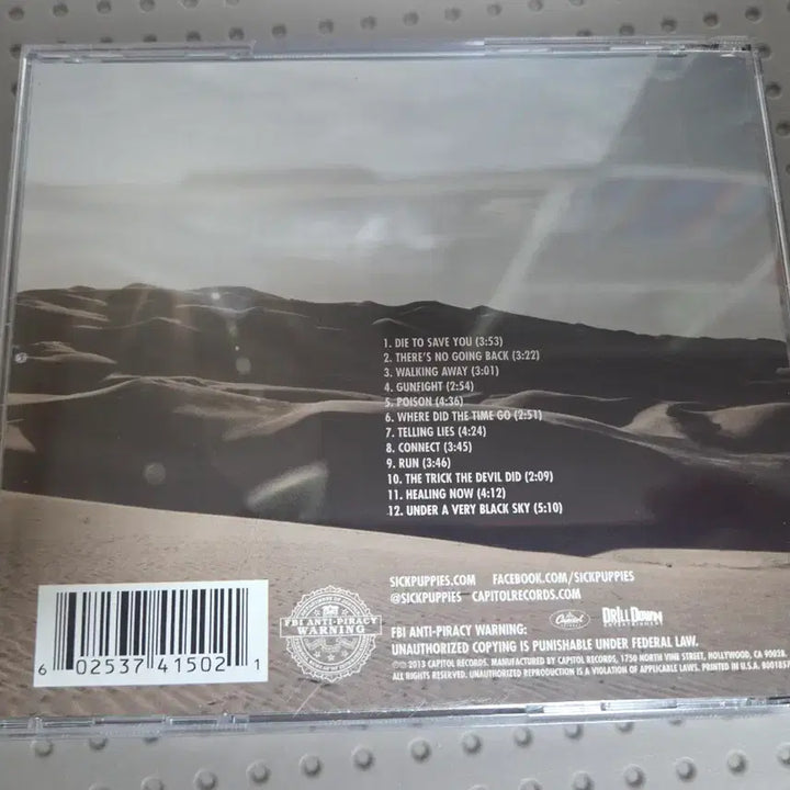 [BUNJANG] Sick Puppies Connect Album / Sick Puppies의 Connect 앨범이에요