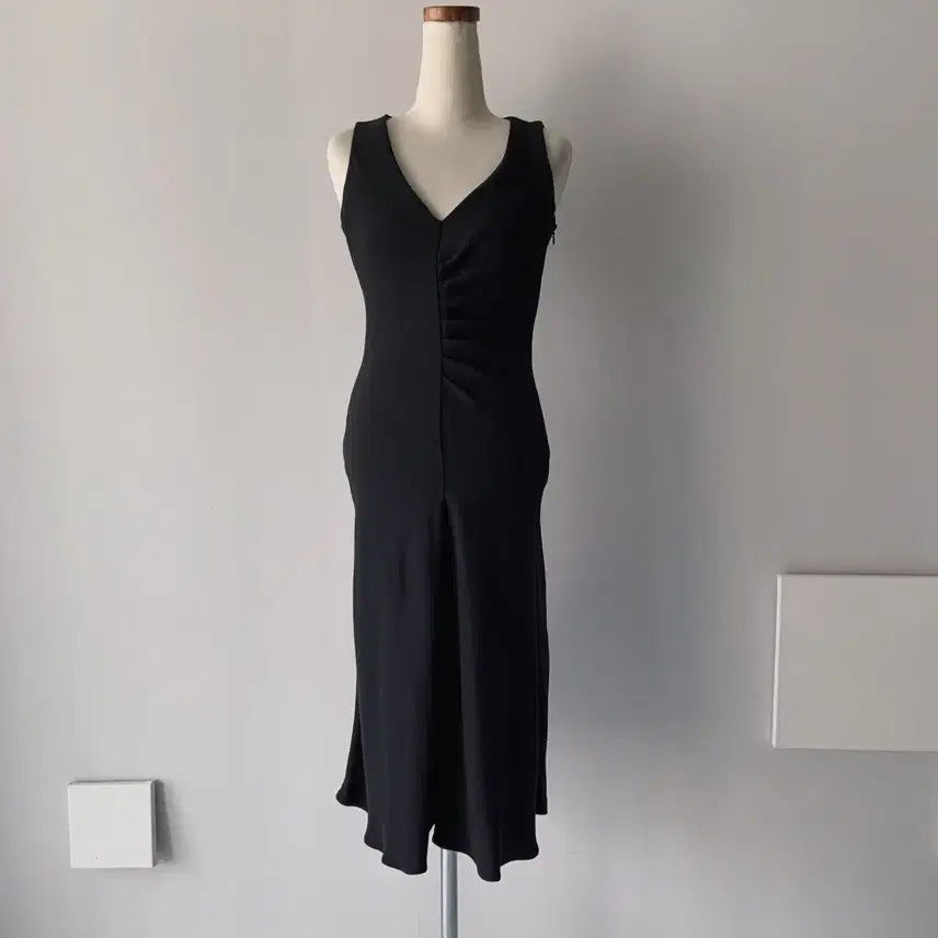 [BUNJANG] Giorgio Armani Collezioni Navy Blue Dress / 아르마니 콜레지오니 진네이비 원피스 4455