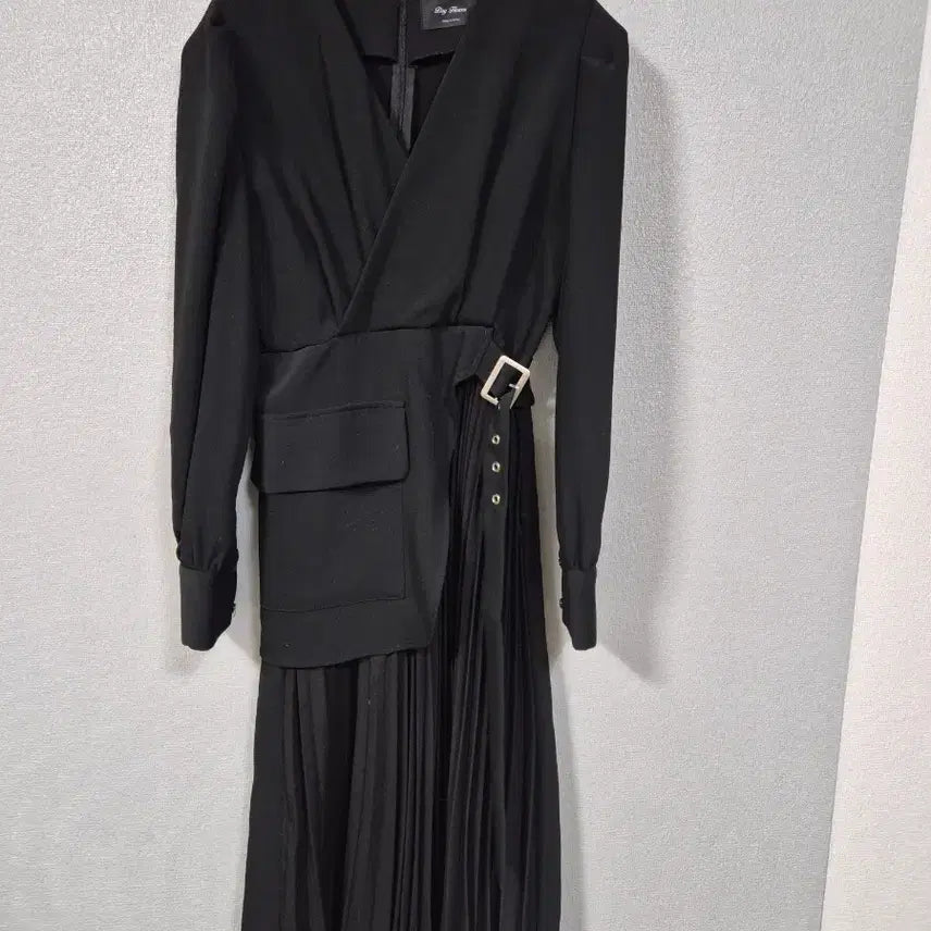 [BUNJANG] Lap Style Black Pleated Long Dress Size 55 / 랩스탈 플리츠 원피스 55