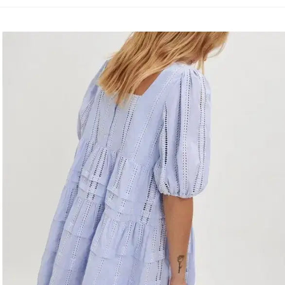 [BUNJANG] Maje Square Neck Embroidered Detail Dress Size 36 / 마쥬 maje  스퀘어넥 자수 디테일 원피스 36 사이즈 정품