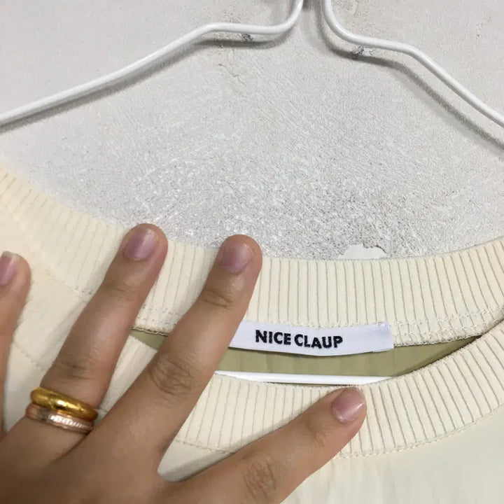 [BUNJANG] Nice Claup Flared Dress / 23 나이스클랍 바스락 플레어 원피스 F