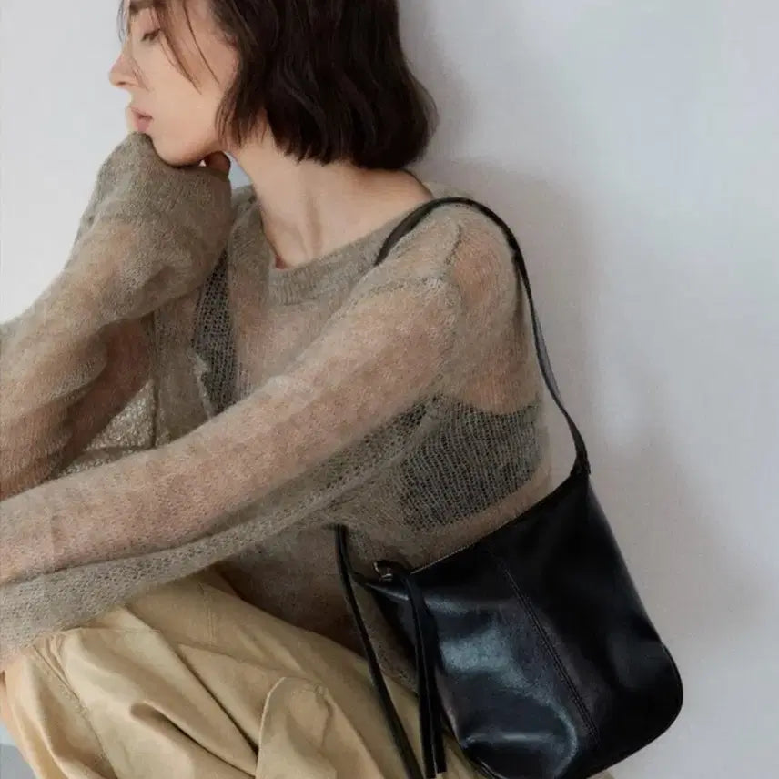[BUNJANG] Ladybag Black Leather Shoulder Bag / 레이드백 have 미니백