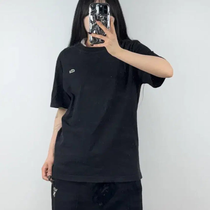 [BUNJANG] Lacoste Crew Neck Short Sleeve T-Shirt Black / 라코스테 크루넥 반팔티셔츠 블랙 E69