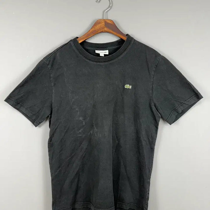 [BUNJANG] Lacoste Crew Neck Short Sleeve T-Shirt Black / 라코스테 크루넥 반팔티셔츠 블랙 E69