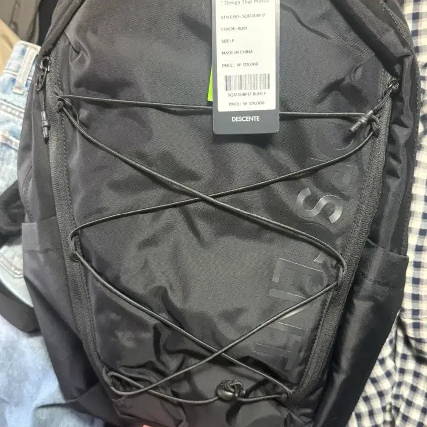[BUNJANG] Descente 20L Sports Backpack Black SQ123UBP17 / 데상트 20L 스포츠 백팩 블랙 SQ123UBP17