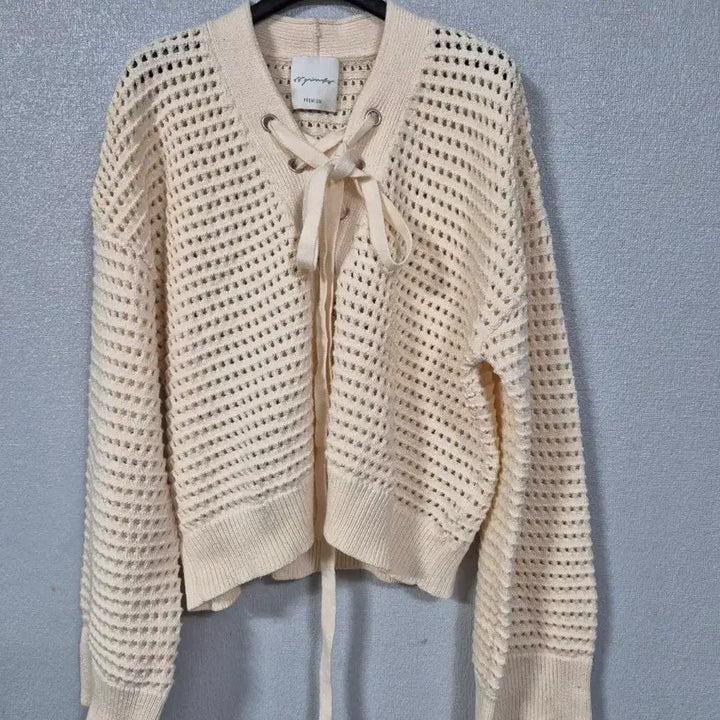[BUNJANG] 66Girls Cropped Knit Top / 66걸스 크롭 니트티 프리