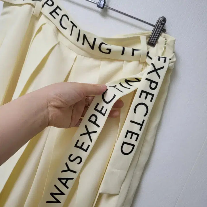 [BUNJANG] Studio Tomboy Skirt Pants Ivory Size 55 / 스튜디오톰보이 치마 바지 55