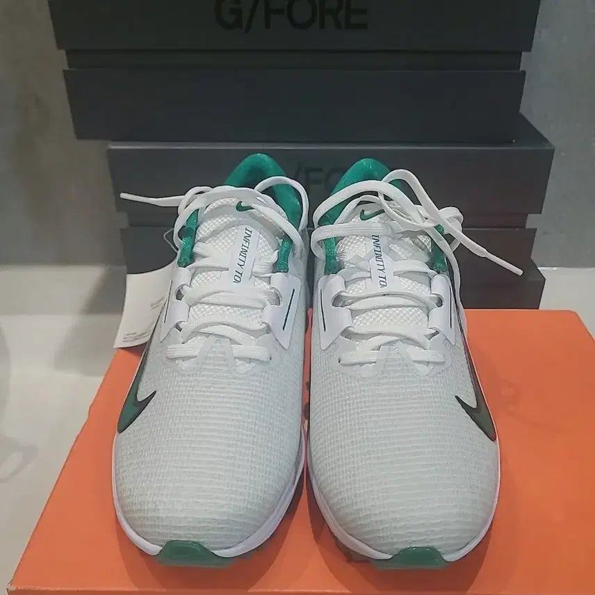 [BUNJANG] Nike Golf Shoes White/Green 250mm / 나이키(매장판) 골프화 화이트/그린 새상품 250mm
