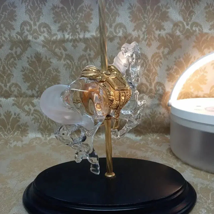 [BUNJANG] Franklin Crystal Carousel Figurine with Wooden Base / 프랜클린(크리스탈카루셀) 피겨린