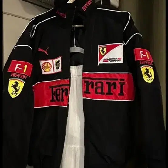 [BUNJANG] Ferrari F1 Racing Jacket Black / 페라리 F1 레이싱 자켓 블랙