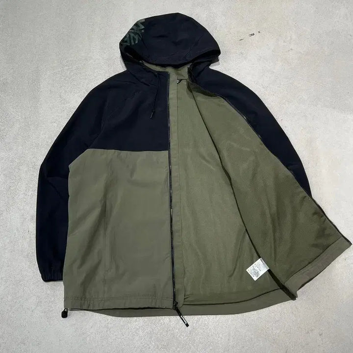 [BUNJANG] Timberland Old School Hooded Windbreaker / 팀버랜드 올드스쿨 후드 바람막이 s10998