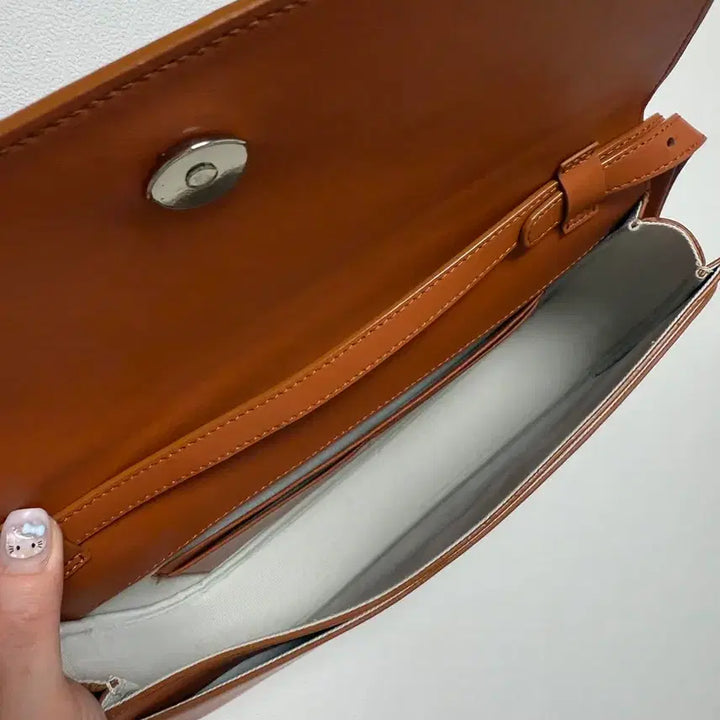 [BUNJANG] Elvategev Shoulder Bag / Cross Bag / 숄더백/크로스백 (엘바테게브 Elvategev)
