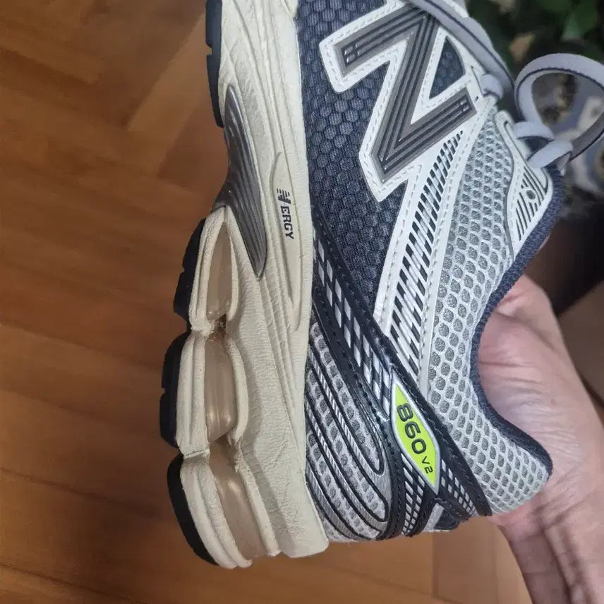 [BUNJANG] New Balance ML860SN2 Sneakers (275mm) / 뉴발란스 275