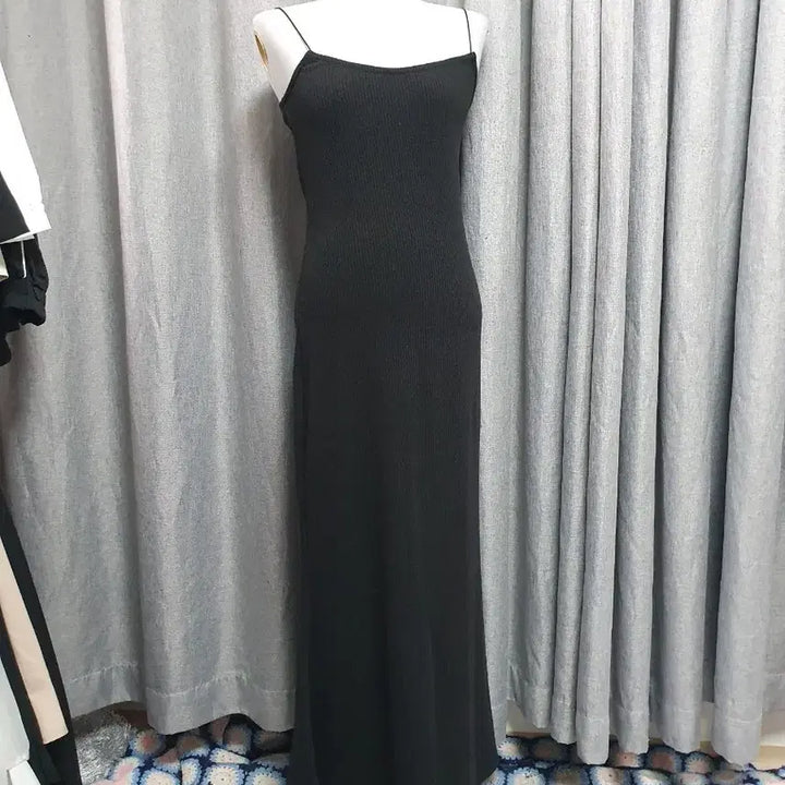 [BUNJANG] Sleeveless Maxi Dress / 슬리브리스 맥시 고급 원피스