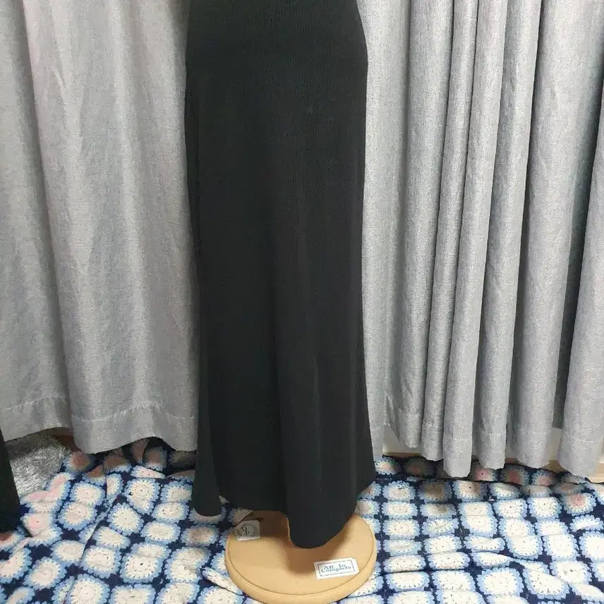 [BUNJANG] Sleeveless Maxi Dress / 슬리브리스 맥시 고급 원피스