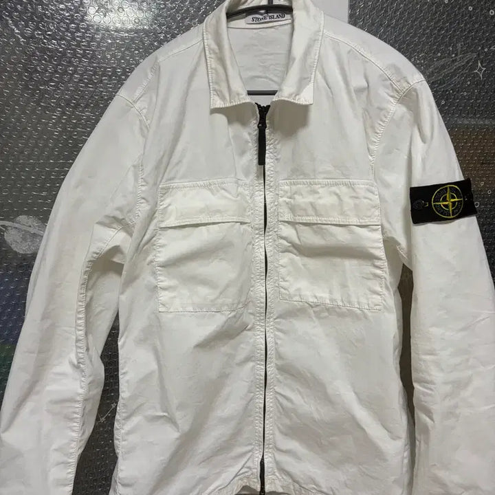 [BUNJANG] Stone Island 23SS Overshirt White / 23ss 스톤아일랜드 오버셔츠 화이트
