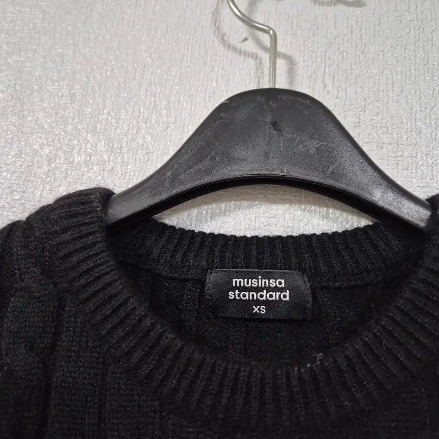 [BUNJANG] Musinsa Standard Cropped Cable Knit XS / 무신사 스탠다드 크롭 케이블 니트 XS
