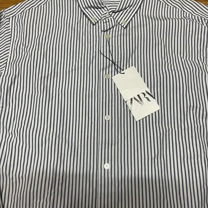 [BUNJANG] Zara Striped Shirt Size 105 (New) / 자라(Zara) 스트라이프 셔츠 105사이즈 새제품