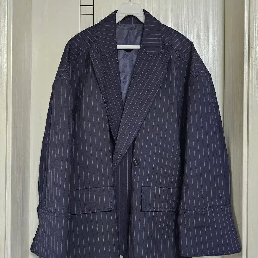 [BUNJANG] Ready To Wear Shilhwa Stripe Jacket / 레디투웨어  시화 스트라이프 자켓