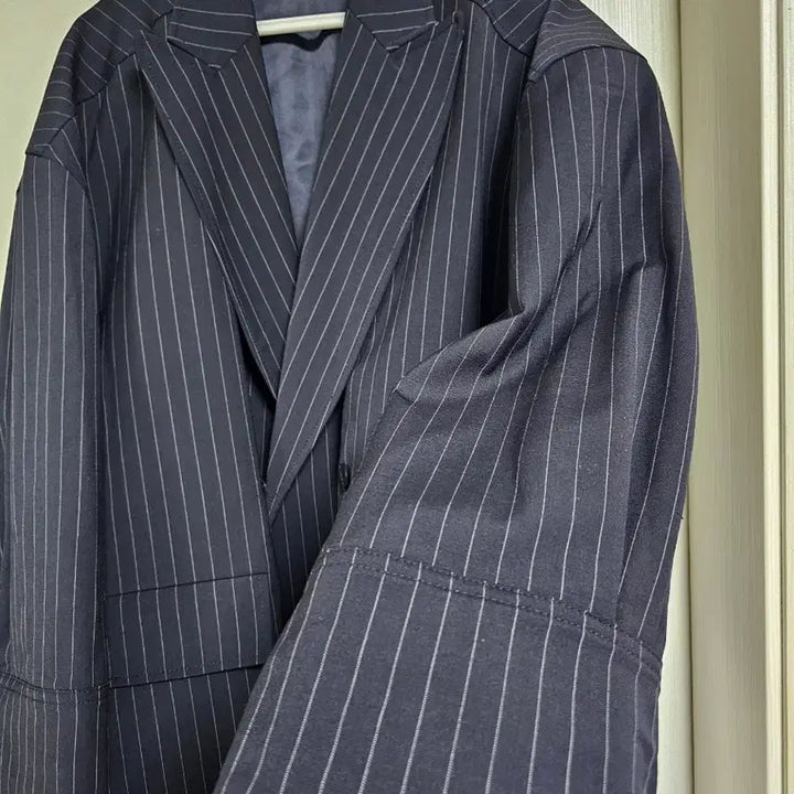 [BUNJANG] Ready To Wear Shilhwa Stripe Jacket / 레디투웨어  시화 스트라이프 자켓