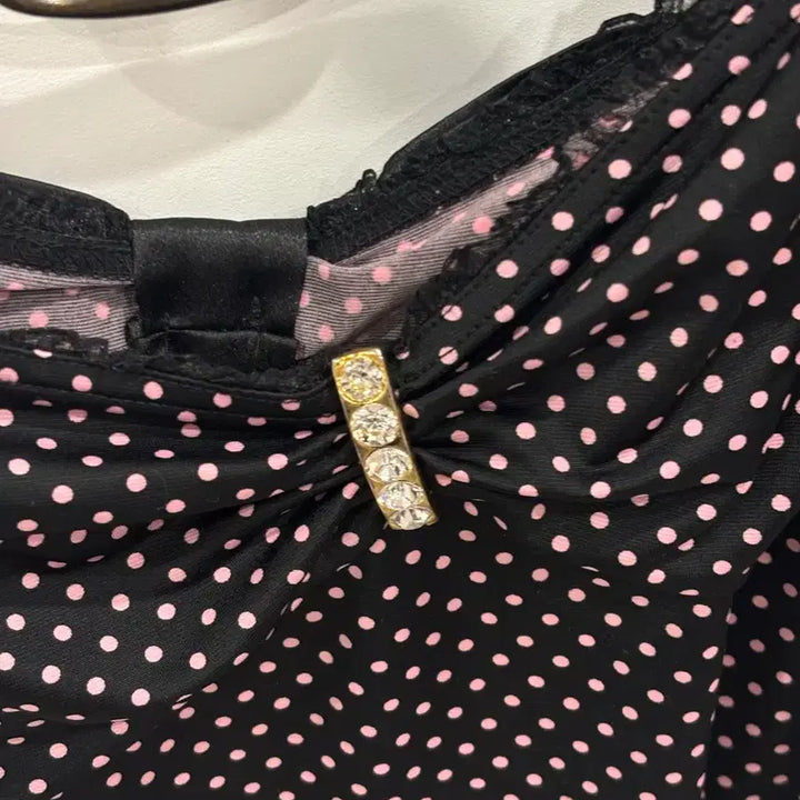 [BUNJANG] Dot Top with Back Ribbon and Slit Detail / 마즈깔 다이아깔 오네갸루 히메갸루 백리본 뒷트임 도트 탑