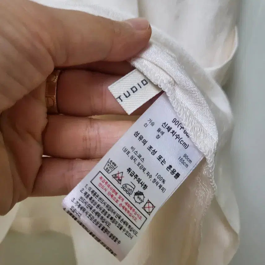 [BUNJANG] Max Studio Blouse Size 66 / 멕스스튜디오 블라우스 66