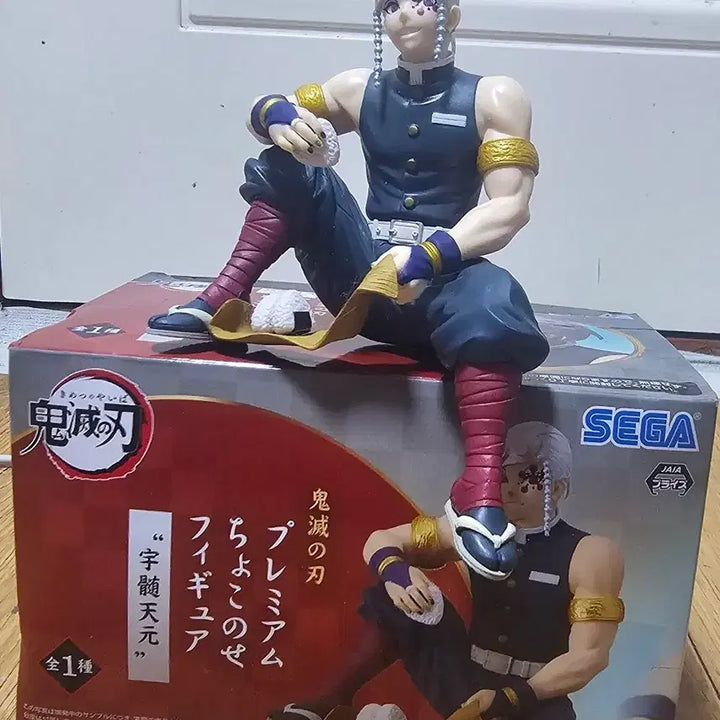 [BUNJANG] Demon Slayer Tengen Uzui Chokonose Figure / 귀멸의 칼날 우즈이 텐겐 쵸코노세 피규어