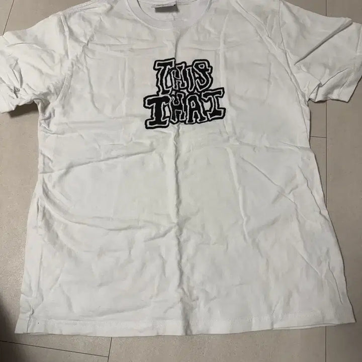 [BUNJANG] thisisneverthat White Short Sleeve T-Shirt Size S / thisisneverthat 화이트 반팔티 S