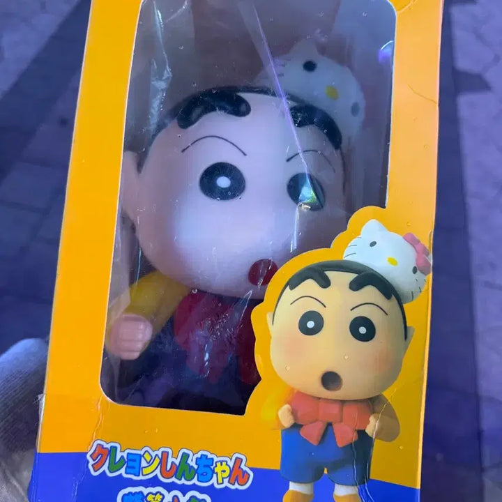 [BUNJANG] Crayon Shin-chan Hello Kitty Collaboration Figure New / 짱구 헬로키티 콜라보 피규어 새상품