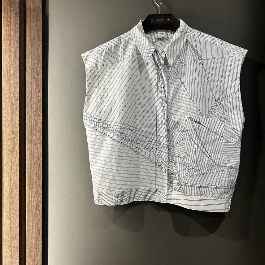 [BUNJANG] Hermès Pattern Sleeveless Blouse / 에르메스 패턴 민소매 블라우스