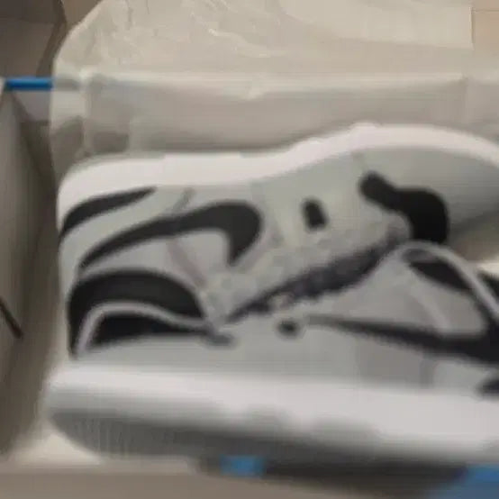 [BUNJANG] Nike Air Force 1 Shadow (230mm) Sneakers / 새상품snkrs제품 ( 텍잇음)나이키 에어포스 1 쉐도우 230 사이즈