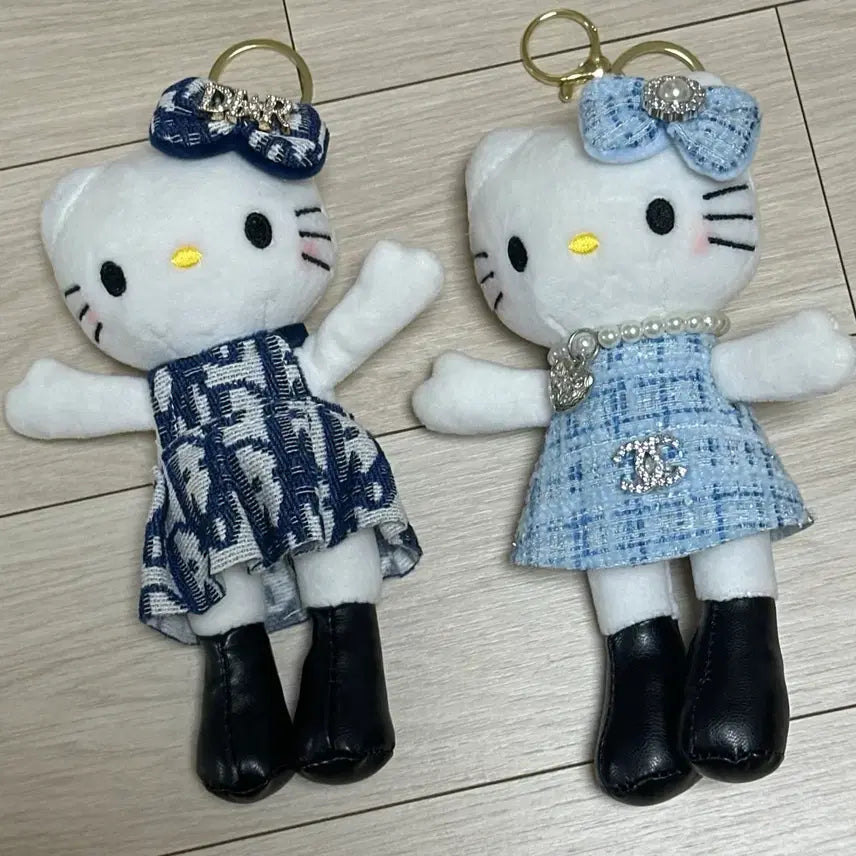 [BUNJANG] Chanel x Dior Hello Kitty Charm Keychain / 샤넬 키티 디올 키티 인형 키링 헬로키티