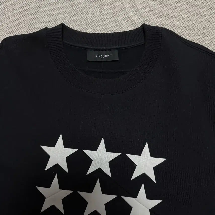 [BUNJANG] Givenchy 13FW Star Sweatshirt Black / 지방시 13fw 스타 맨투맨