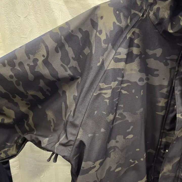[BUNJANG] Camouflage Hooded Jacket 3XL / 거의새거) 카모플라쥬 후드 자켓 3XL(115)
