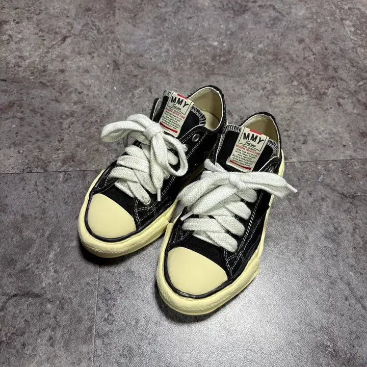 [BUNJANG] Mihara Yasuhiro Peterson Low Top Sneakers / 미하라야스히로 피터슨 38