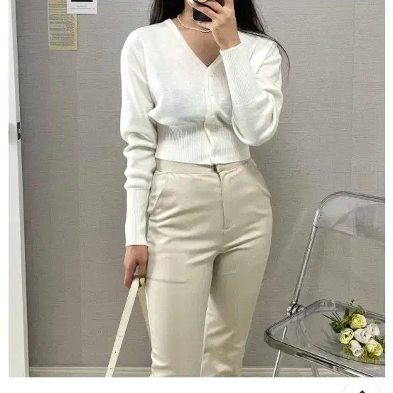 [BUNJANG] Ivory Cropped Cardigan / 아이보리 크롭 가디건