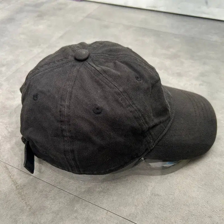 [BUNJANG] Adidas Samstarg Dad Cap Hat - Black / OS 아디다스 삼스타그 대드 캡 모자 블랙