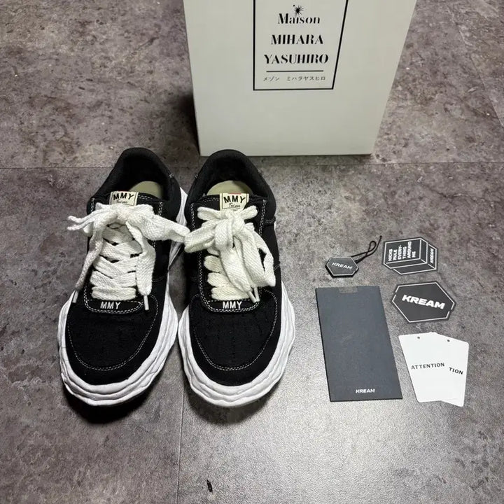 [BUNJANG] Mihara Yasuhiro Wayne 41 Cream / 미하라야스히로 웨인 41 풀박스 크림
