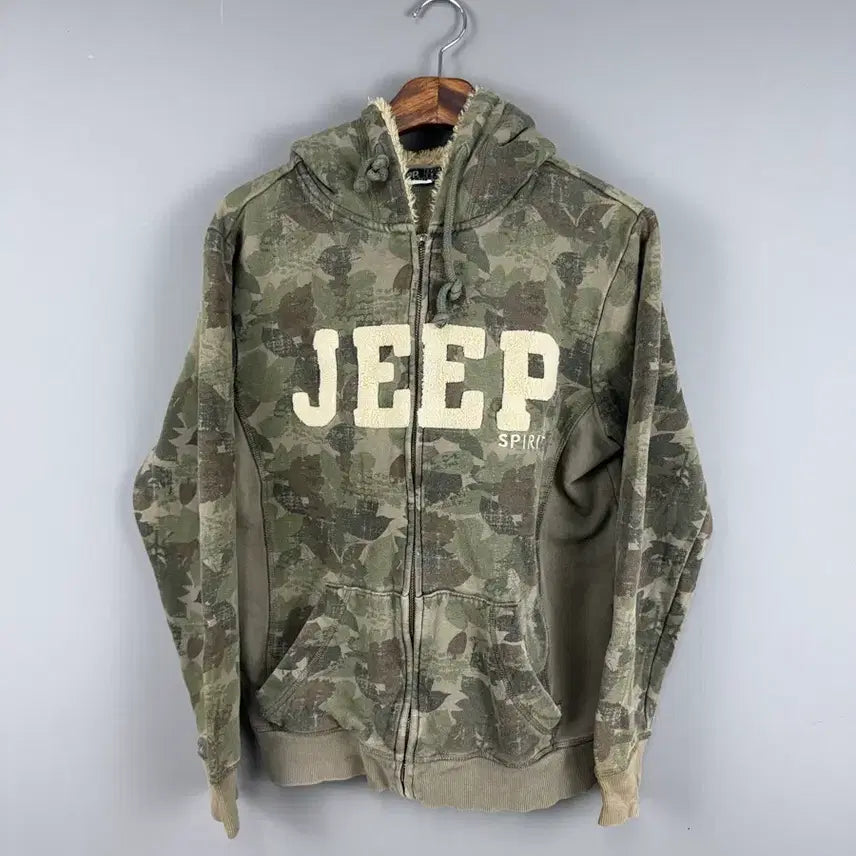 [BUNJANG] Jeep Camouflage Sherpa Fleece Hooded Zip-Up Jacket / 지프 카모플라주 패턴 쉐르파 기모 후드집업 E80