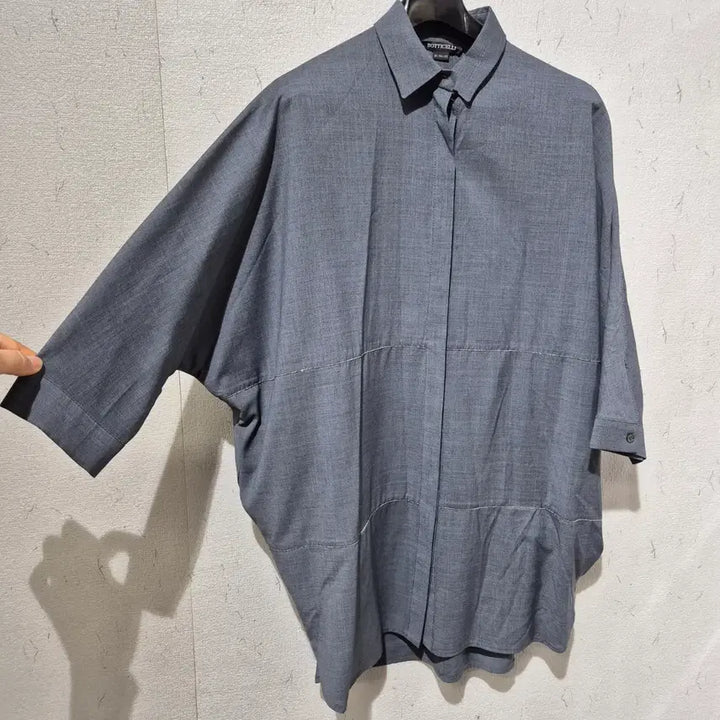 [BUNJANG] Botticelli Grey Shirt Short Sleeve Blouse / 보티첼리 그레이 셔츠 반팔 블라우스