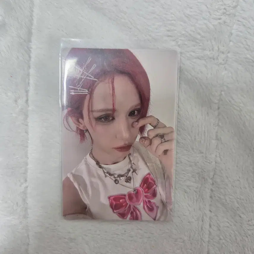 [BUNJANG] XLOV Unlove Special Pack Umuti B Photocard / XLOV 엑스러브 언러브 스페셜팩 우무티B 포카