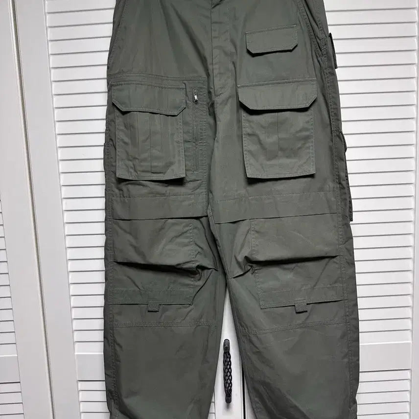 [BUNJANG] Juun.J Multi Cargo Pants Khaki / 준지 juunj / 준지 멀티 카고 팬츠 카키