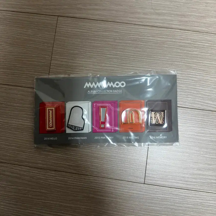 [BUNJANG] Mamamoo Album Collection Badge Set (Concert Goods) / 마마무 앨범콜렉션 뱃지 세트 (콘서트 굿즈)