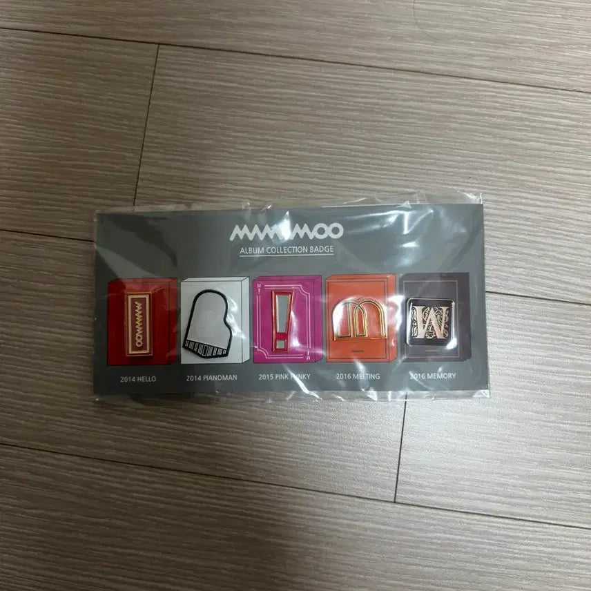 [BUNJANG] Mamamoo Album Collection Badge Set (Concert Goods) / 마마무 앨범콜렉션 뱃지 세트 (콘서트 굿즈)