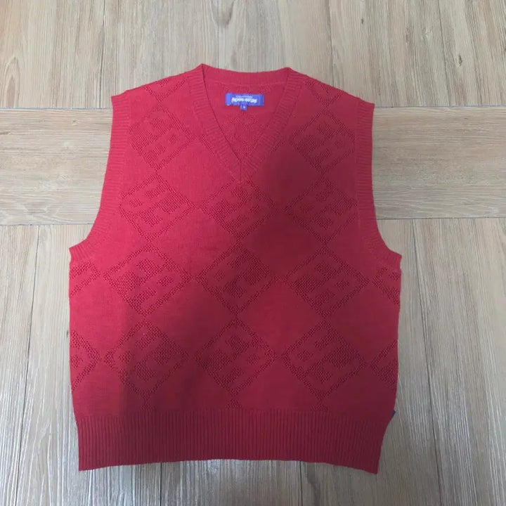 [BUNJANG] Fucking Awesome Knit Vest (Size S) / 퍼킹어썸 니트 베스트 s