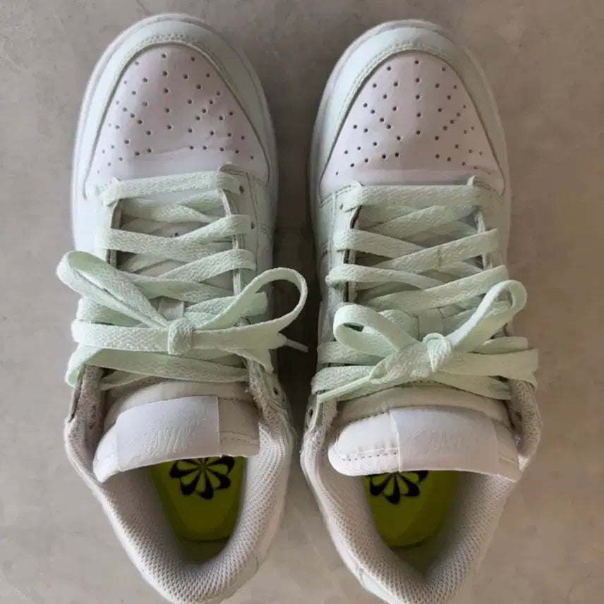 [BUNJANG] Nike Dunk Low Next Nature Barely Green White 230mm / 나이키 덩크로우 230